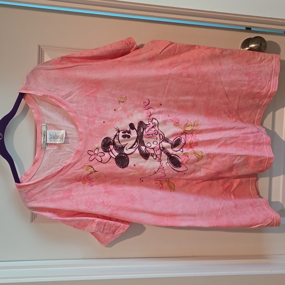Cute Minnie Mouse tee